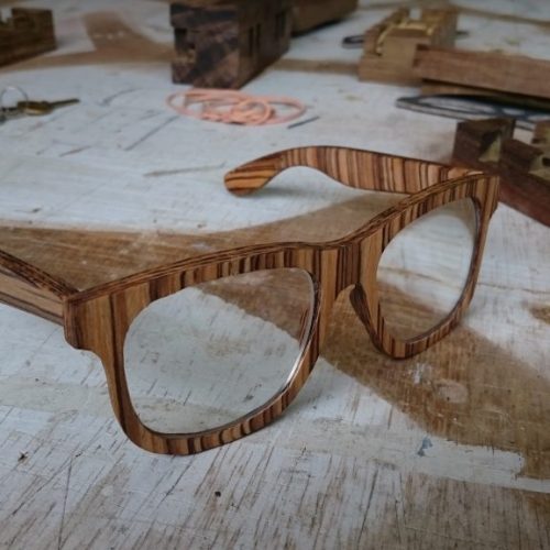 Óculos em madeira (6)